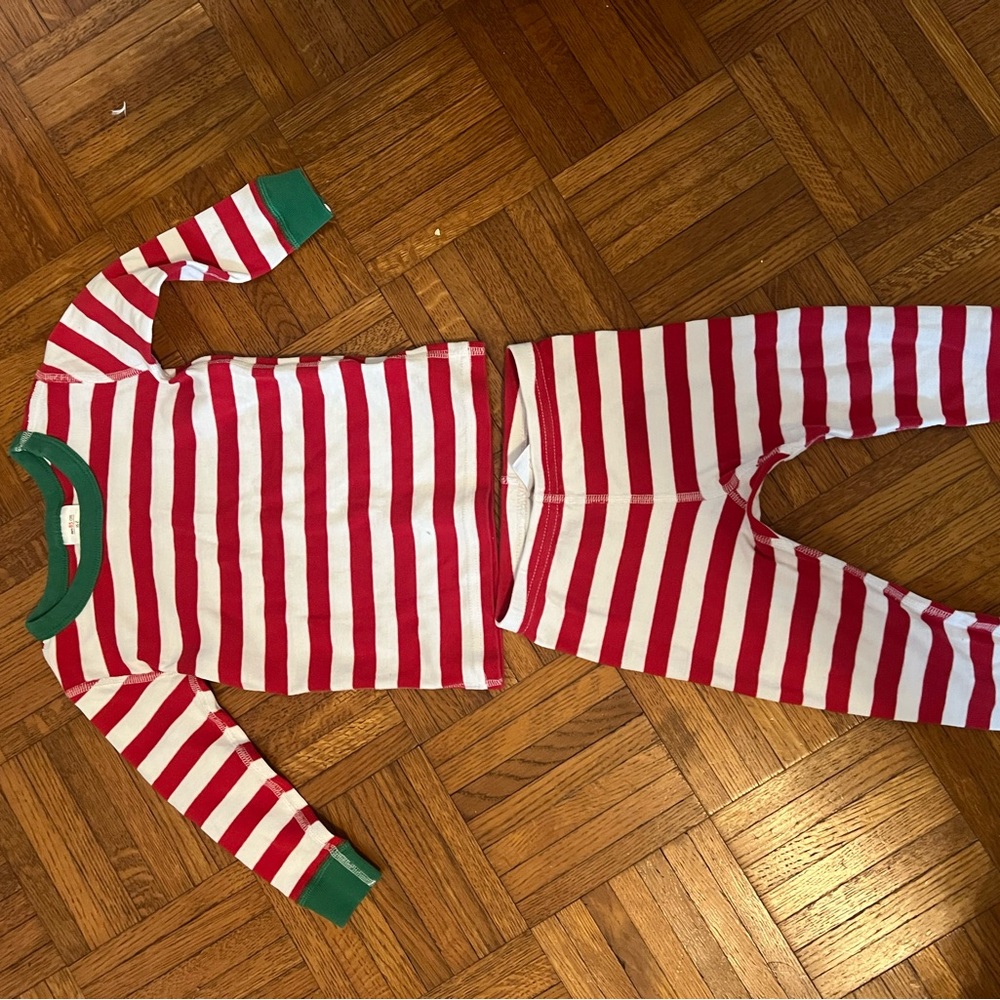 Hanna Andersson Red and White Striped set with Green Accents